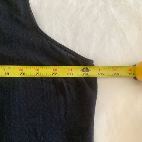 Bundle of 2 navy casual tops - Picture 12 of 13